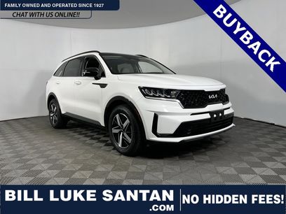 Used 2022 Kia Sorento S w/ Panoramic Sunroof Package
