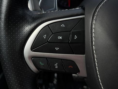 Used 2018 Jeep Grand Cherokee Trackhawk AWD/4WD image 26
