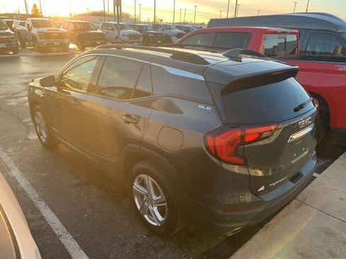Used 2018 GMC Terrain SLE image 4
