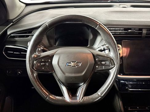 Used 2023 Chevrolet Bolt EUV LT w/ Convenience Package image 13