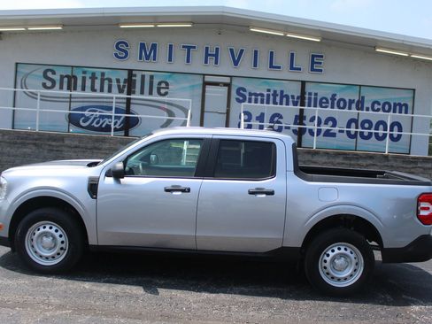 Used 2023 Ford Maverick XL FWD image 4