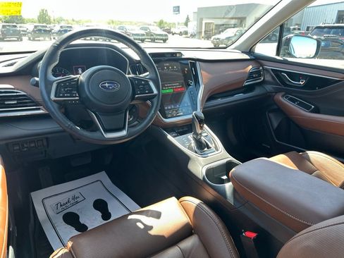 Used 2025 Subaru Outback Touring XT AWD/4WD image 23