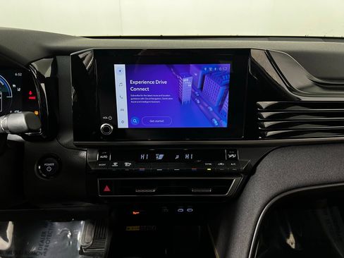 Certified 2025 Toyota Camry LE image 17