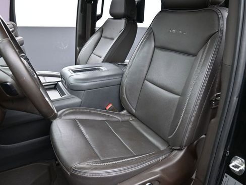 Used 2021 GMC Yukon Denali w/ Denali Premium Package AWD/4WD image 10