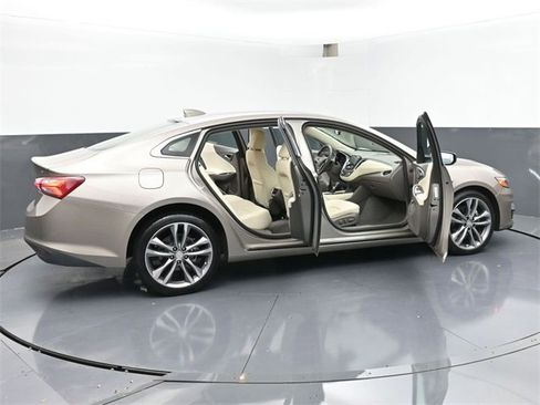 Used 2024 Chevrolet Malibu LT image 45