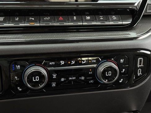 New 2026 Chevrolet Silverado 2500 ZR2 image 16