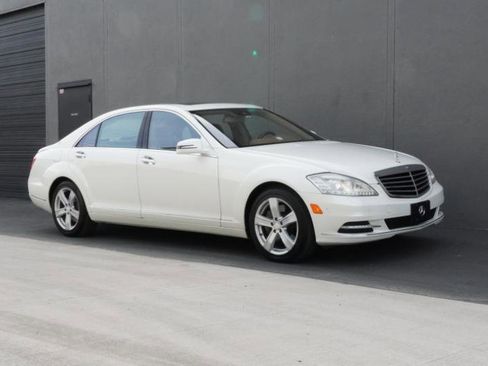 Used 2011 Mercedes-Benz S 550 S550 4-MATIC image 29
