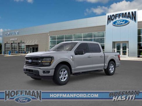 New 2026 Ford F150 XLT w/ Equipment Group 302A MID AWD/4WD image 4