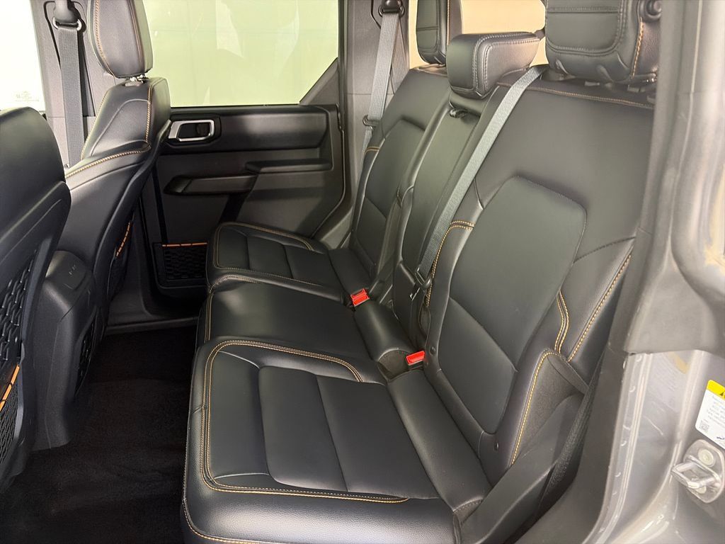 Certified 2024 Ford Bronco Badlands AWD/4WD image 13