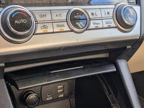 Used 2017 Subaru Outback 2.5i Limited image 14