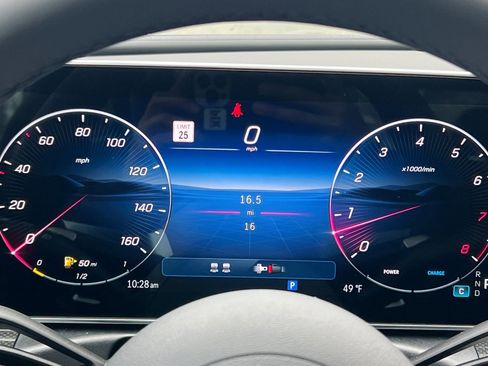 New 2026 Mercedes-Benz CLE 300 4MATIC Coupe image 17