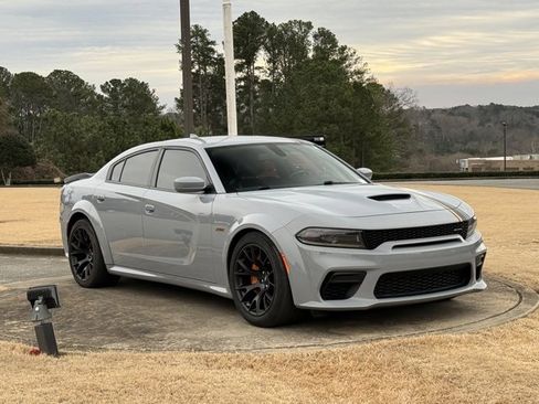 Used 2022 Dodge Charger Scat Pack image 9