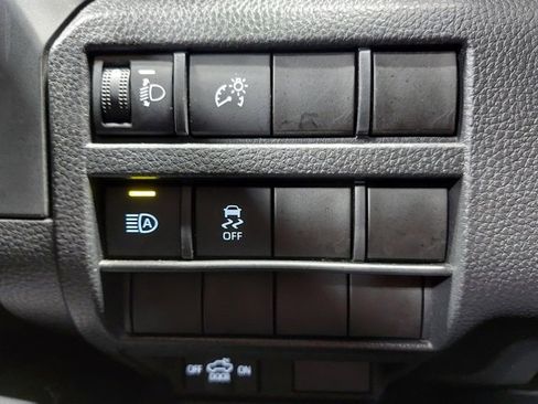 Used 2024 Toyota Tacoma SR image 30