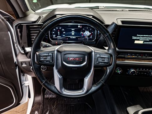 Used 2023 GMC Sierra 1500 Elevation w/ X31 Off-Road Package image 18