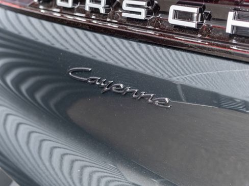 New 2026 Porsche Cayenne image 43