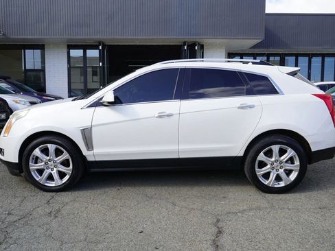 Used 2015 Cadillac SRX Premium FWD image 2