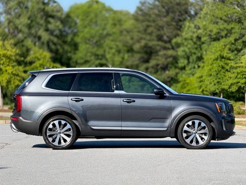 Used 2021 Kia Telluride S AWD/4WD image 12