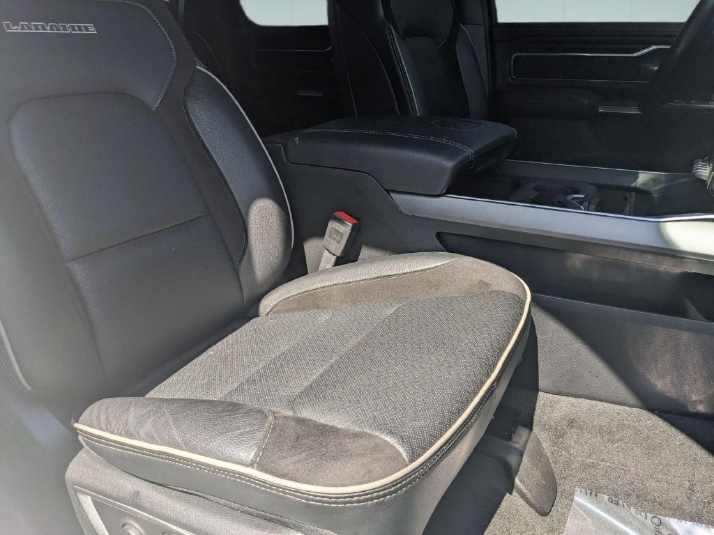 Used 2023 RAM 1500 Laramie AWD/4WD image 30