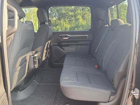 Used 2019 RAM 1500 Big Horn AWD/4WD image 36