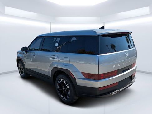 New 2026 Hyundai Santa Fe SE FWD image 5