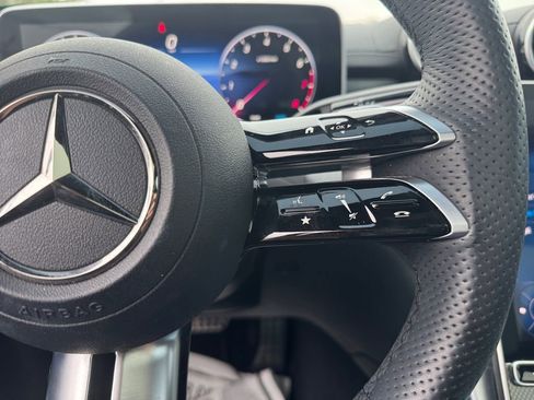 Used 2023 Mercedes-Benz C 300 4MATIC Sedan image 33