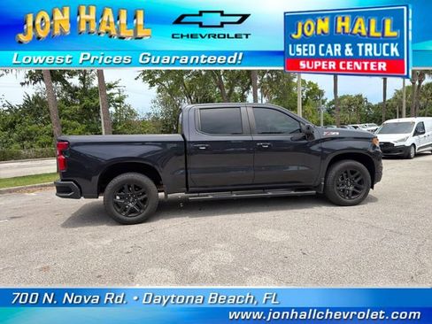 Used 2022 Chevrolet Silverado 1500 RST w/ Z71 Off-Road Package AWD/4WD image 15