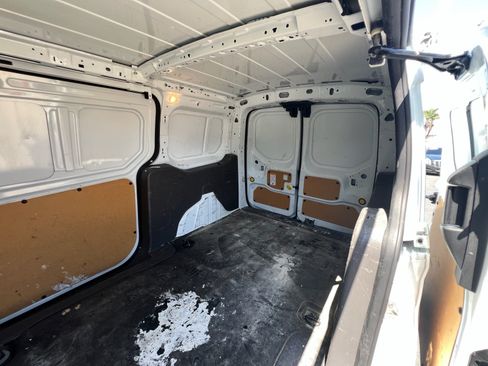 Used 2022 Ford Transit Connect XL FWD image 24