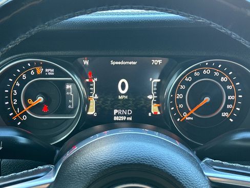 Used 2020 Jeep Gladiator Overland image 24