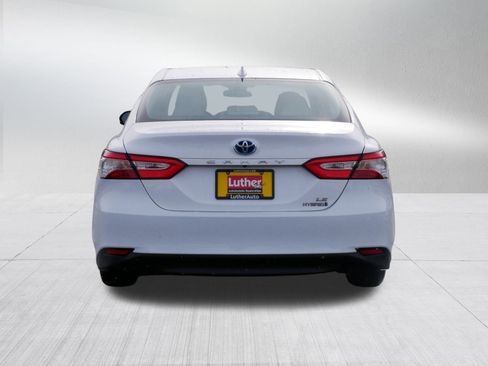 Used 2019 Toyota Camry LE image 6