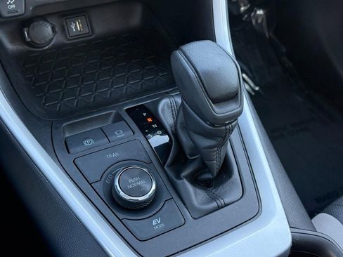 Certified 2024 Toyota RAV4 XLE w/ Convenience Package image 28