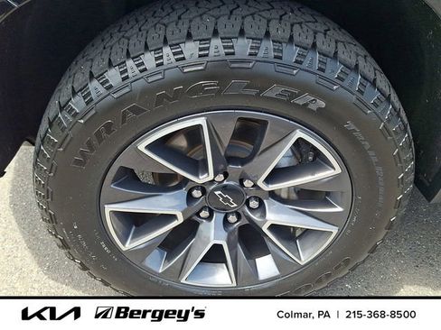 Used 2021 Chevrolet Tahoe Z71 AWD/4WD image 10