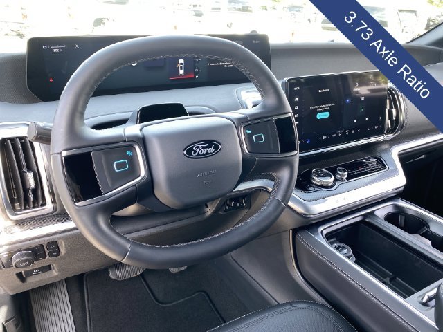 Used 2026 Ford Expedition Platinum w/ Stealth Performance Package AWD/4WD image 26