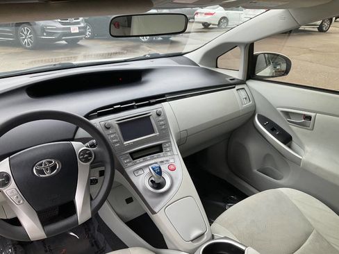 Used 2015 Toyota Prius Three FWD image 14