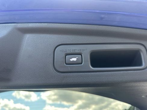 Used 2023 Acura MDX A-Spec image 32