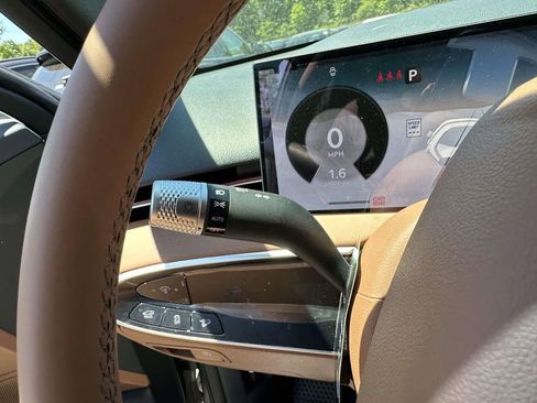 New 2026 Genesis GV70 2.5T Advanced AWD/4WD image 27
