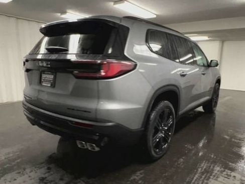 New 2026 GMC Acadia Elevation image 8