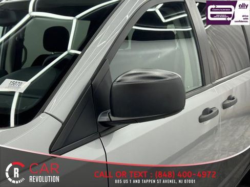 Used 2019 Dodge Grand Caravan SE w/ UConnect Hands-Free Group image 45