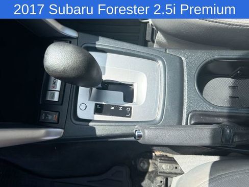 Used 2017 Subaru Forester Limited AWD/4WD image 27