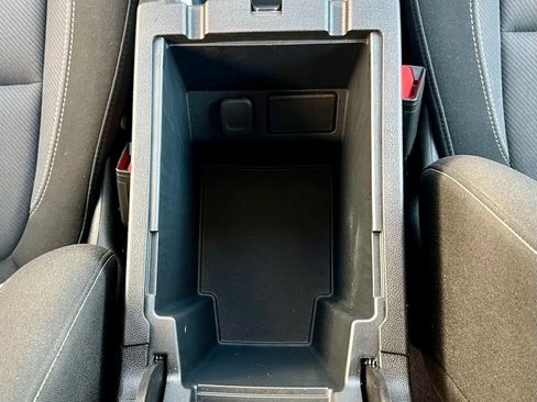 Used 2025 Chevrolet Blazer LT image 34