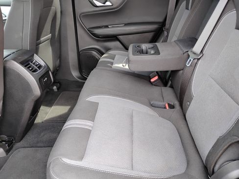 Used 2024 Chevrolet Blazer LT w/ Convenience Package FWD image 17