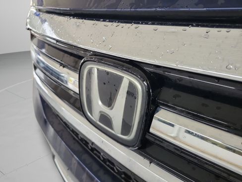 Used 2016 Honda Pilot Touring image 29