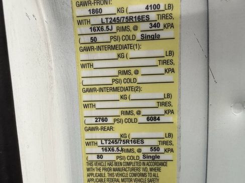 Used 2021 Chevrolet Express 3500 w/ Power Convenience Package RWD image 9