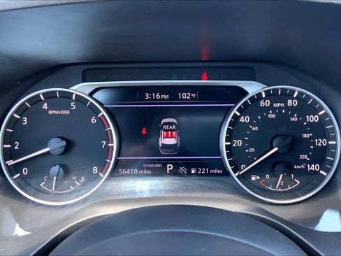Used 2024 Nissan Rogue S FWD image 24