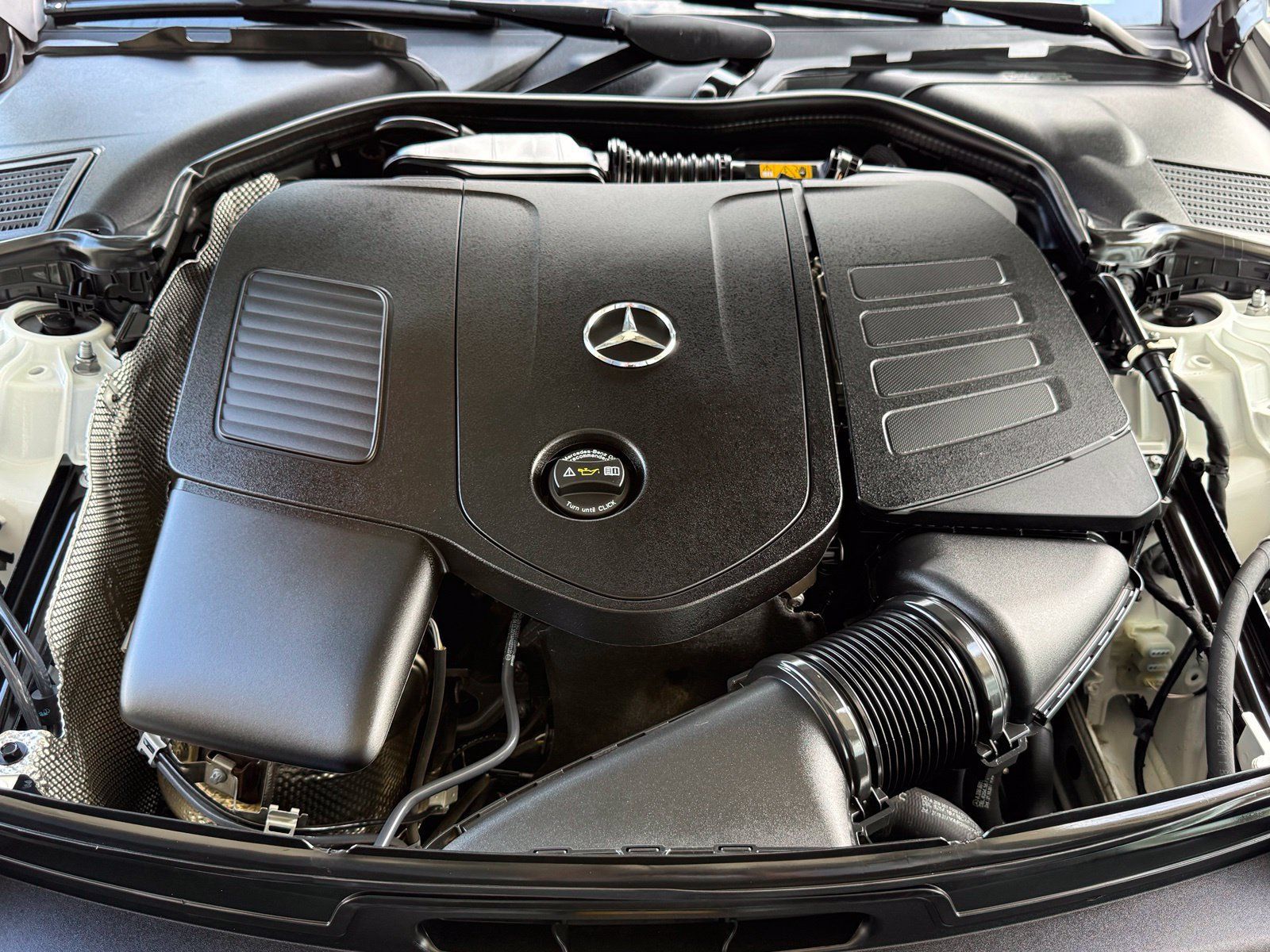 Used 2024 Mercedes-Benz C 300 Sedan image 43
