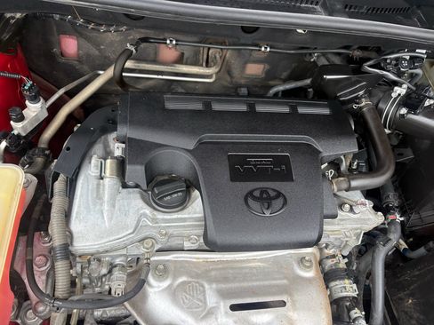Used 2016 Toyota RAV4 XLE AWD/4WD image 30