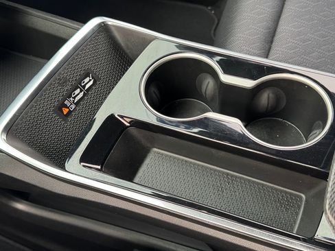 Used 2025 Chevrolet Equinox LT w/ Convenience Package II image 20