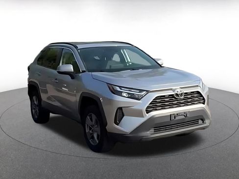 Used 2024 Toyota RAV4 XLE w/ Weather Package AWD/4WD image 3