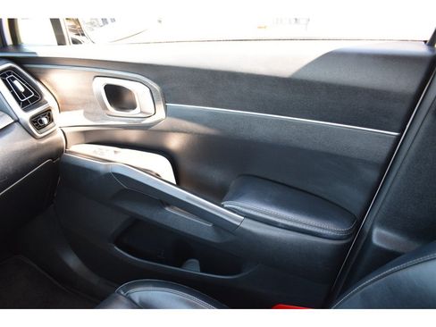 Used 2021 Kia Sorento EX w/ Panoramic Sunroof Package FWD image 24