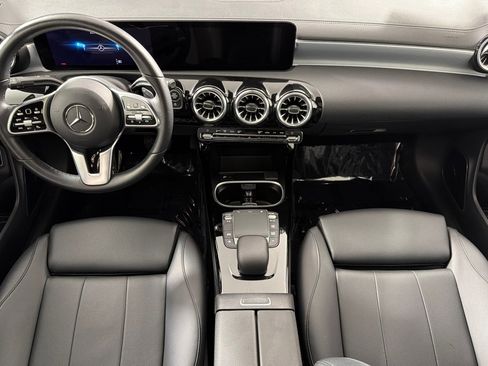 Used 2023 Mercedes-Benz CLA 250 w/ Premium Package image 12