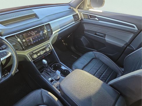 Used 2023 Volkswagen Atlas Cross Sport SEL Premium R-Line image 12